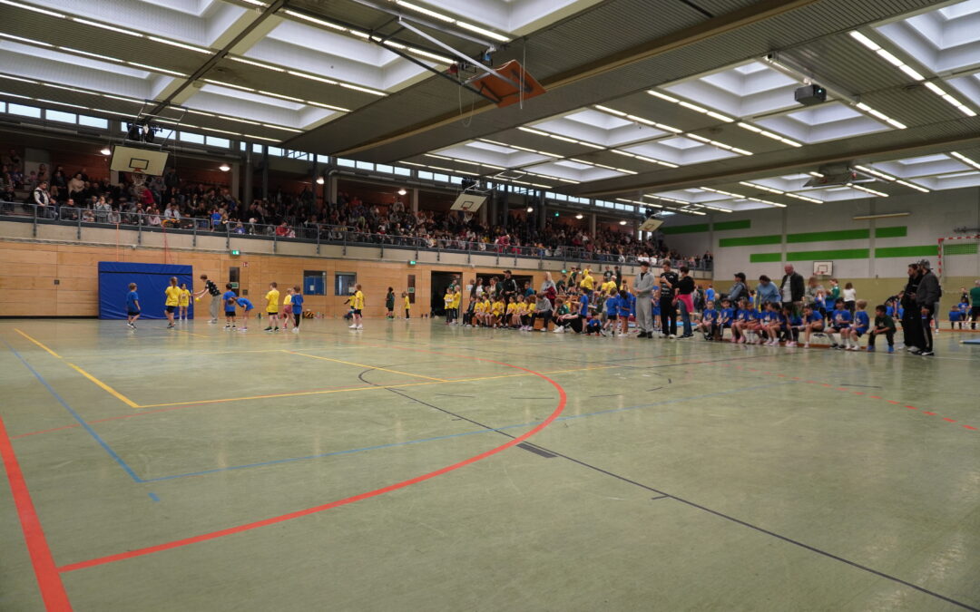 Große Begeisterung beim Handballprojekt: Über 300 Kinder feiern sportliches Finale